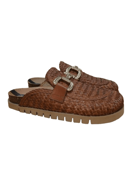 ZUECO TRENZADO CUERO